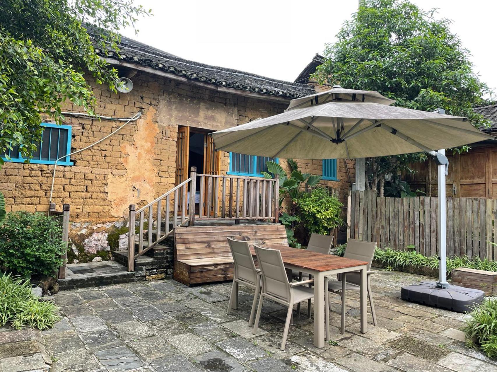 Hotel The Giggling Tree Yangshuo Exterior foto